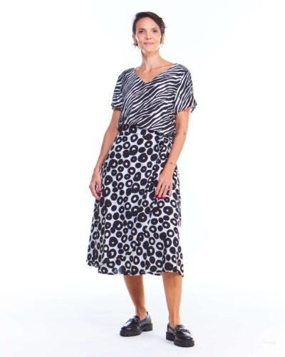 Conjunto 2 Peças = Saia + Blusa