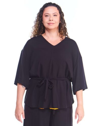 Blusa Oversized Feminina Preta de Viscose Manga 3/4